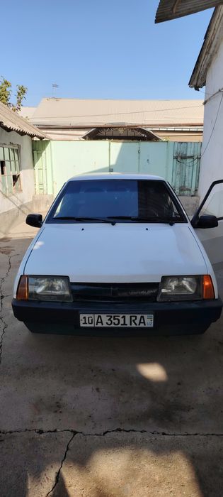 Lada 21099 faqat naxtga