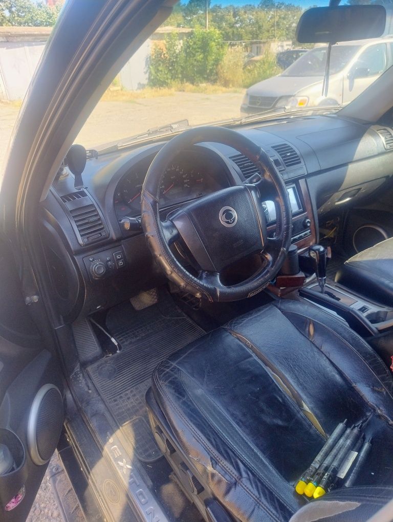 Продавам Sannyong Rextan 2,7 XDI 2004