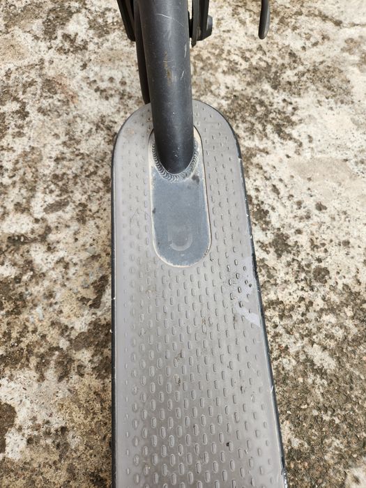 Продам б/у электросамокат ксяоми. Оригинал