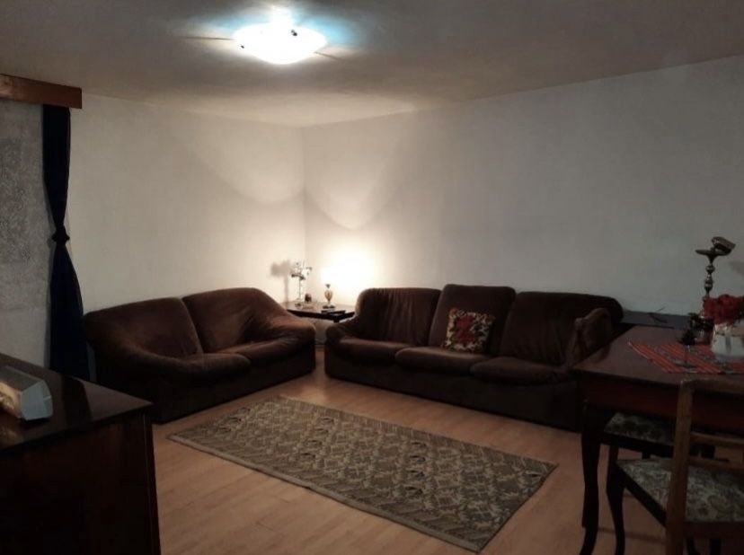 Casa cu etaj de 120mp la 300m de Mall Miroslava