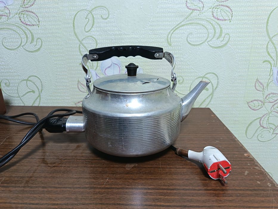 Продам электрический чайник. Новостройка. 6000 тг.