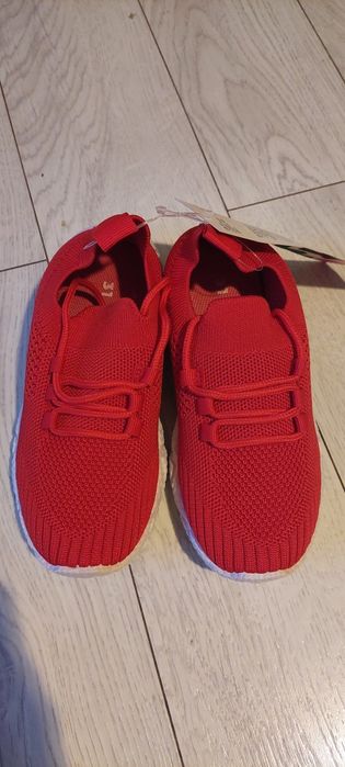 Adidași noi  Coccodrillo nr.31