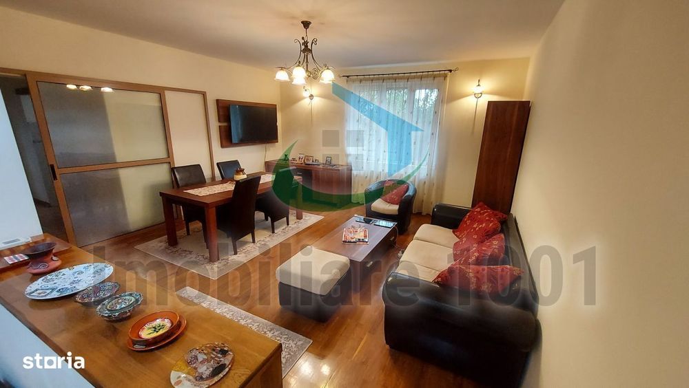 Zona Cicarlau, casa si anexe, teren 1000 mp