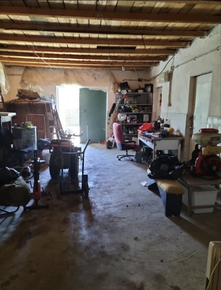 Ocazie! Casă cu teren generos și potențial de extindere – Iepurești