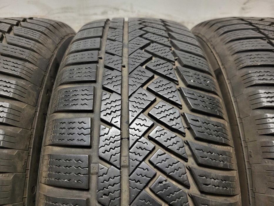 205/60/16 Continental / зимни гуми
