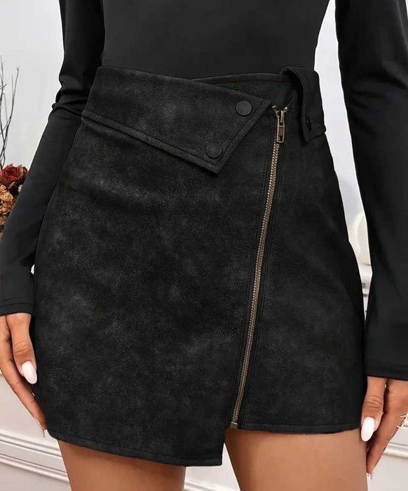 Дамска кадифена пола