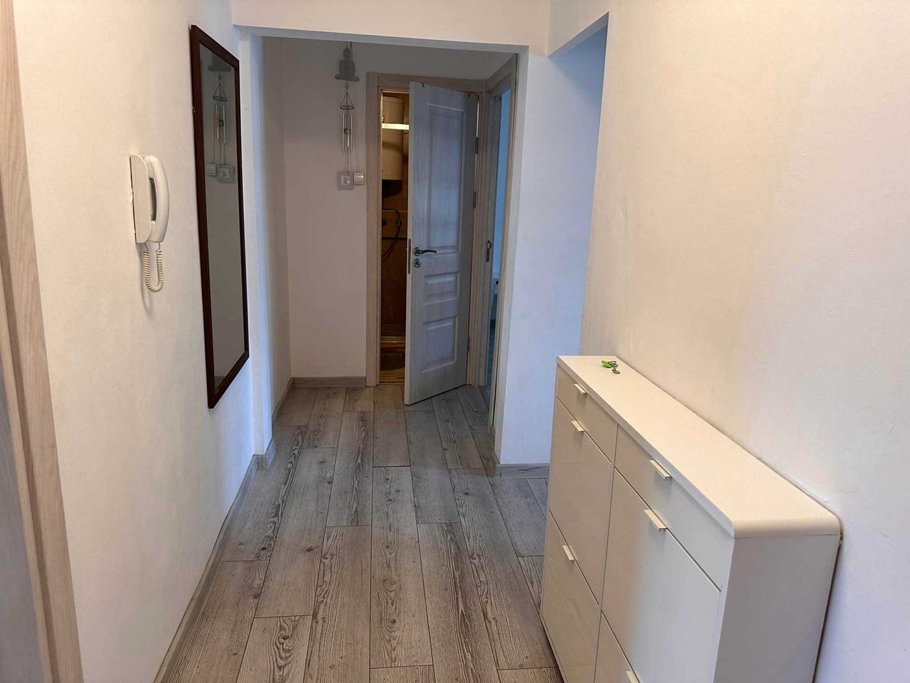 Дава се под наем Тристаен апартамент в Варна, Чайка - 100 кв.м за 612 € - Снимка #18