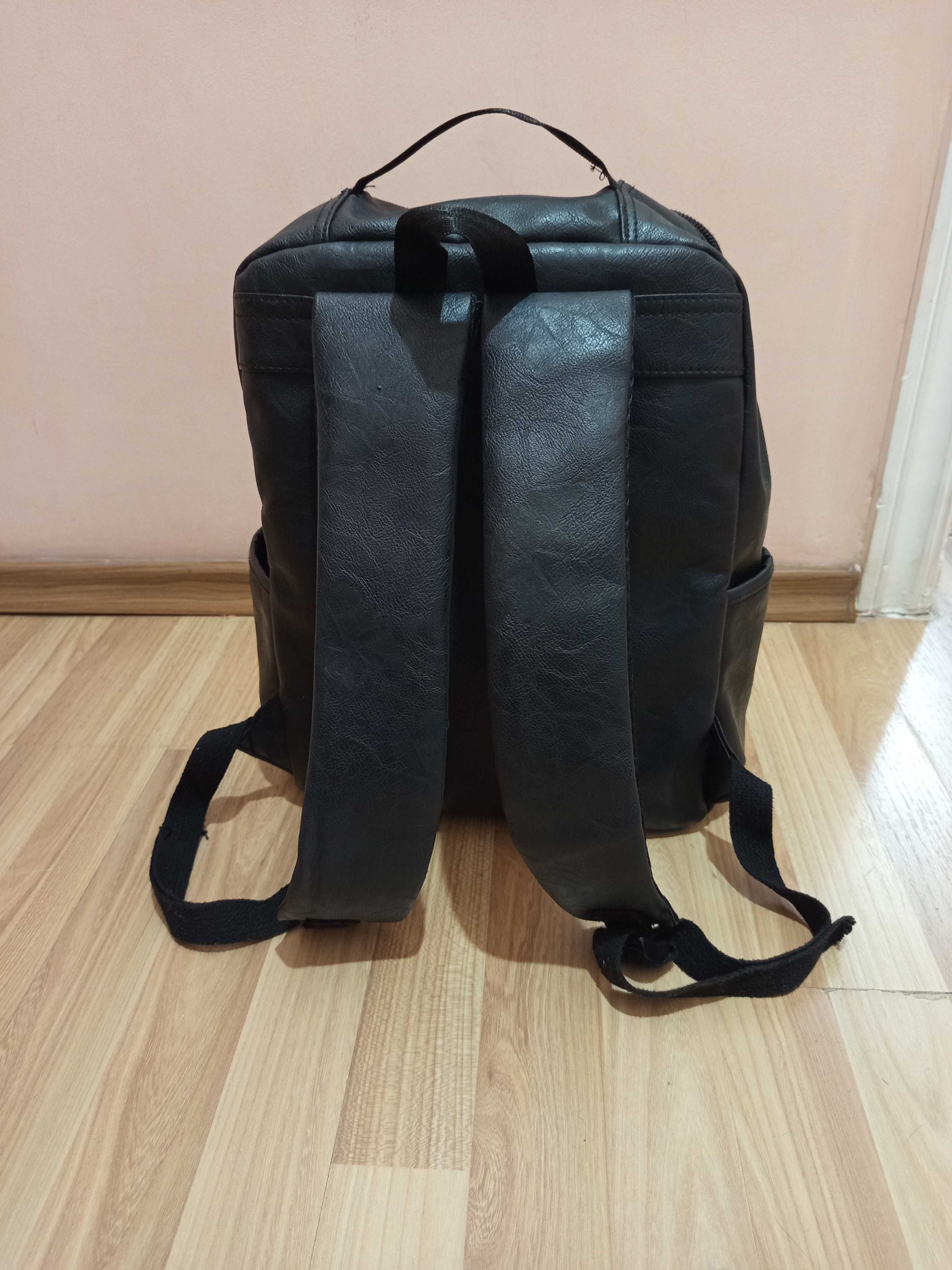 Продам  Рюкзак чёрный