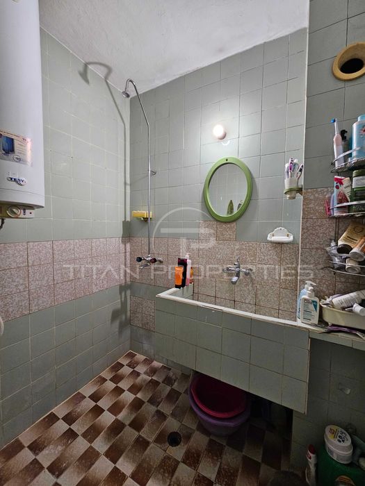 Продава се Тристаен апартамент в Пловдив, Кючук Париж - 89 кв.м за 1572 €/кв.м - Снимка #7