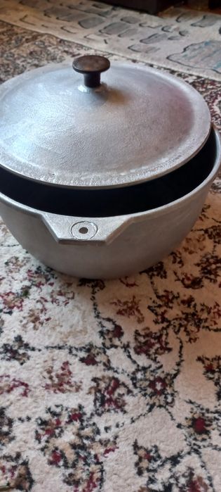 Продается казан,бу,советский,8л