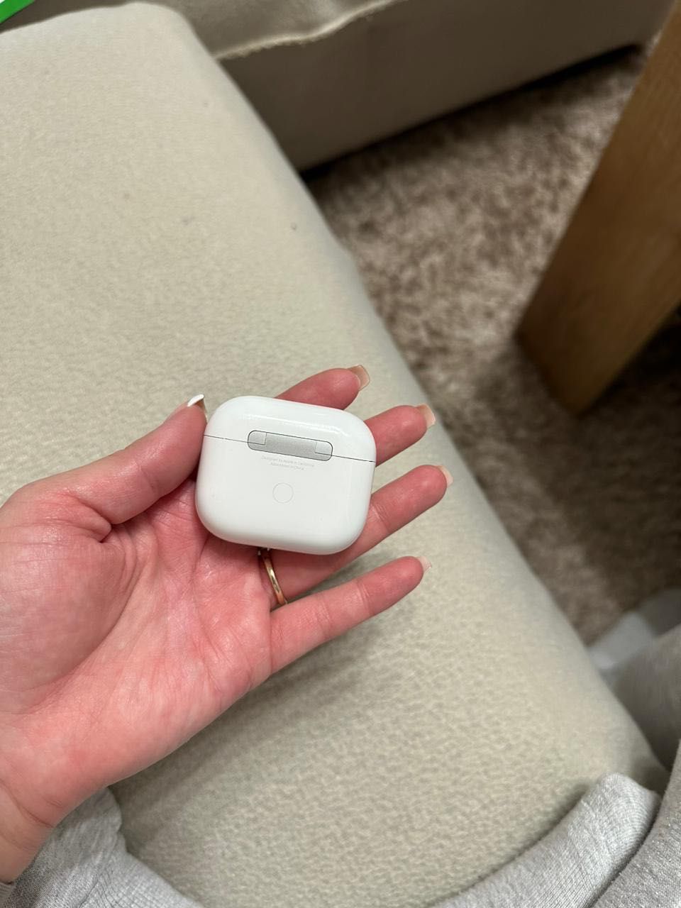 Apple AirPods case series 3