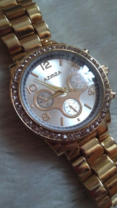 Луксозен часовник AZOZA
