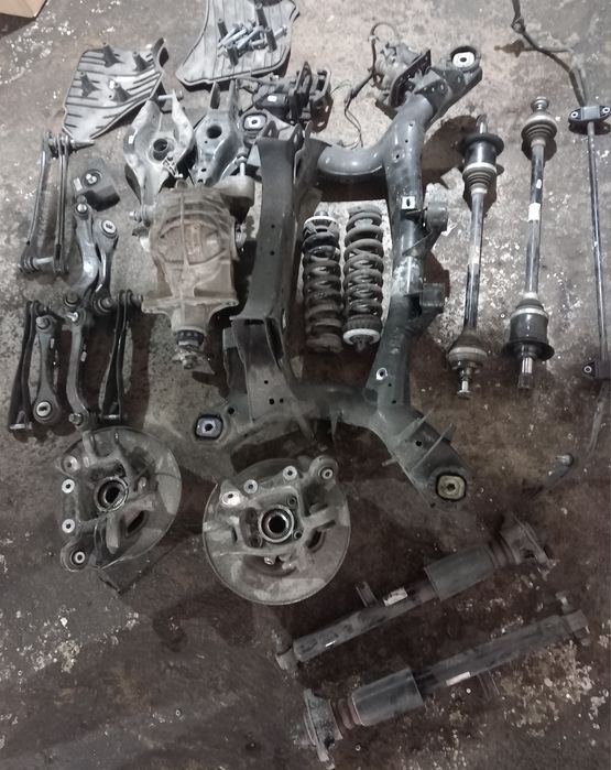 Punte spate completa grup amortizoare brat fuzeta spate BMW G20 G21