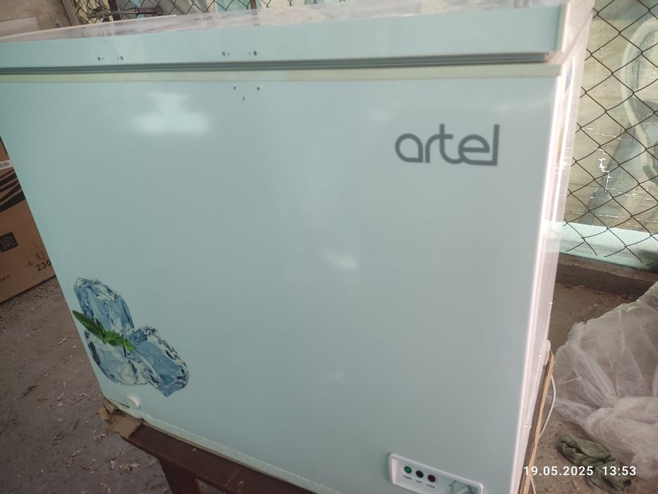 Продам Морозильник