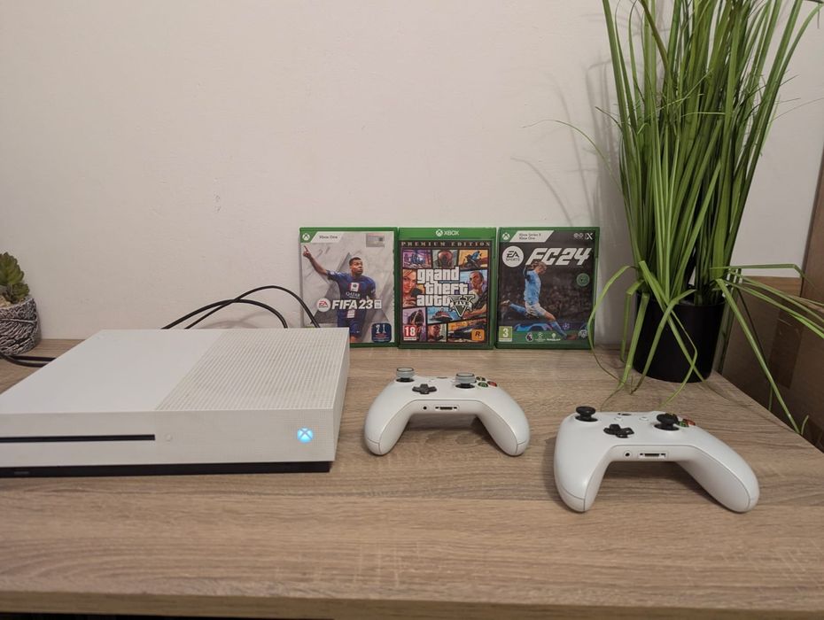 Xbox One S 1tb ca nou