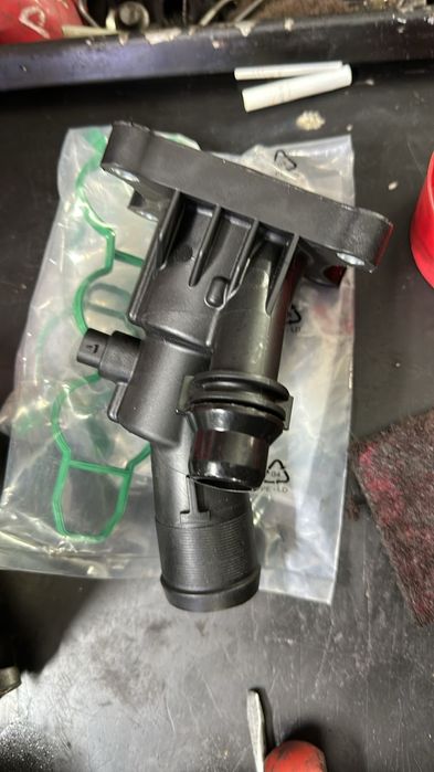 Термостат новый ниразу не ставили