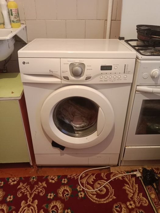 Стиральная машина LG автомат
