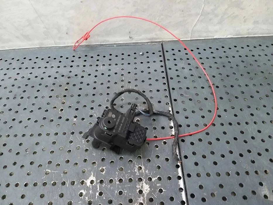 Motoras usita rezervor audi a4 b8 8k