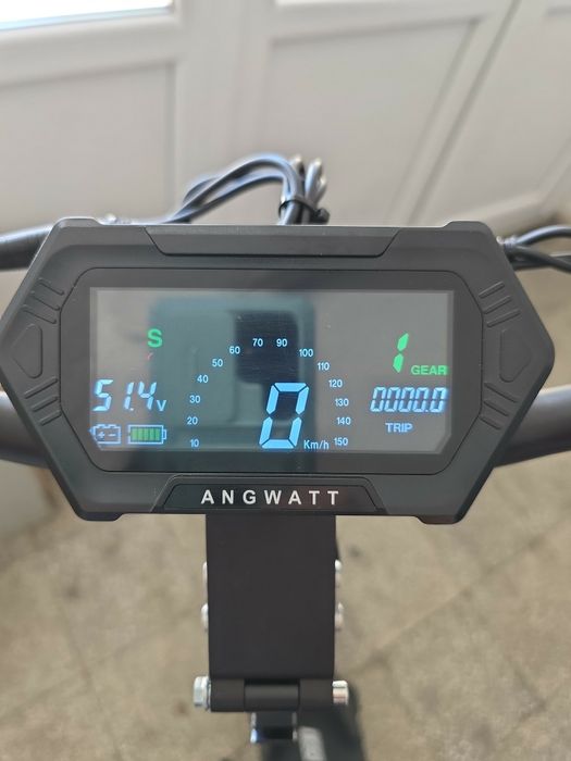 Тротинетка   Angwatt cs1