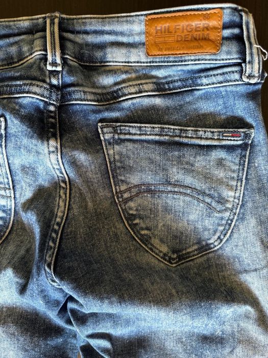 Дънки Tommy Hilfiger, 26 номер