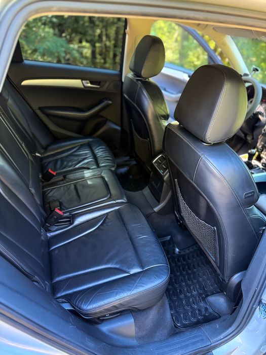 Audi Q5 / 2.0 TDI / Quattro / 2010