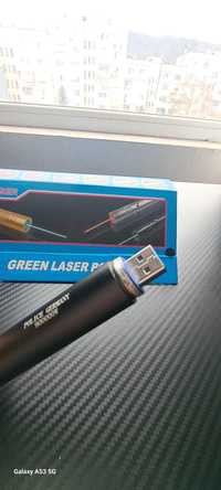 Лазер 900 000 W цвят ярко зелен