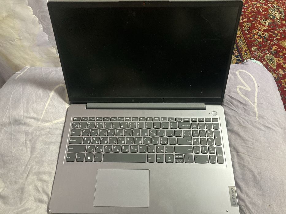Ноутбук Lenovo  паминть 1 тб хорошы для рабаты