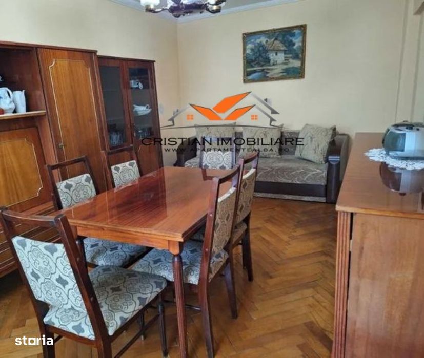 Apartament 3 camere decomandat, etaj 3, Cetate-Mercur!