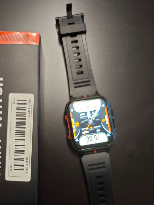 Нов смартчасовник Senbono L81B