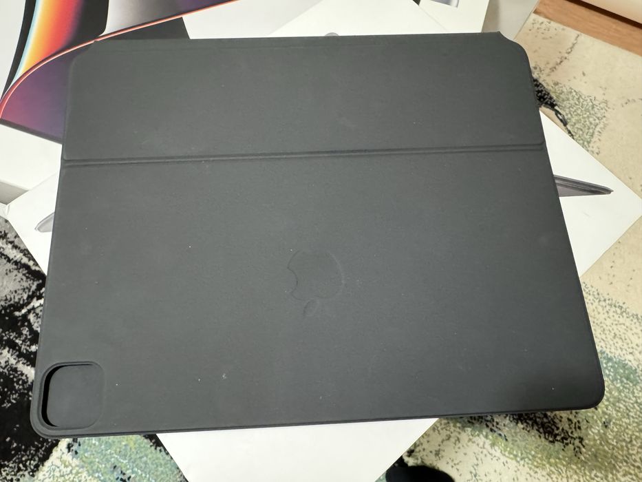 Magic Keyboard pentru iPad Pro 12.9"