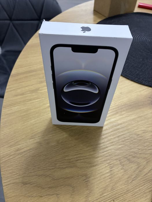 Iphone 16 e 128gb Black