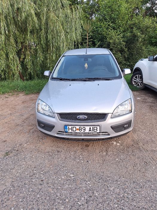 Vând Ford Focus 1.6 tdci