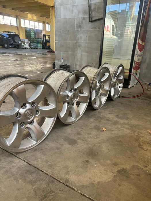 Оригинални Джанти от Toyota Land Cruiser 120 17 “ цола 6х139.7 Тойота