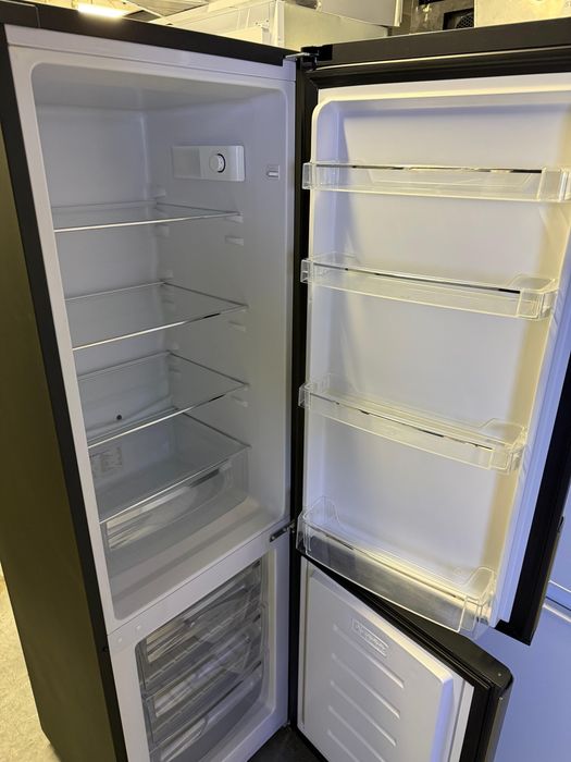 Combina frigorifica Schneider SCB250B