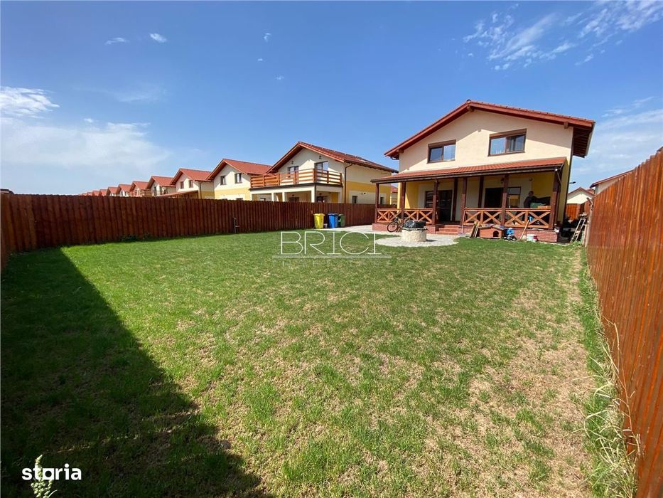 Casa cu 4 camere, Curte 350mp, 3 Parcari, Cristian