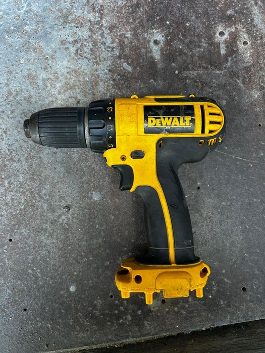 Винтоверт боди dewalt dc743