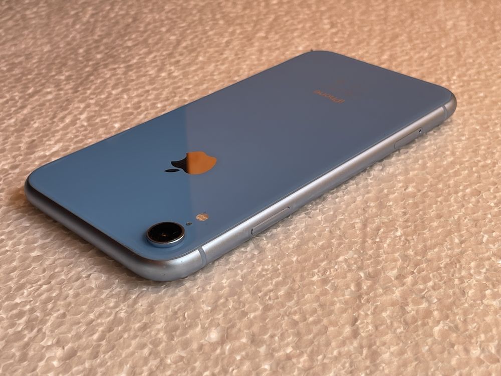 iPhone XR 64Gb Blue Neverlocked 92% viata bateriei