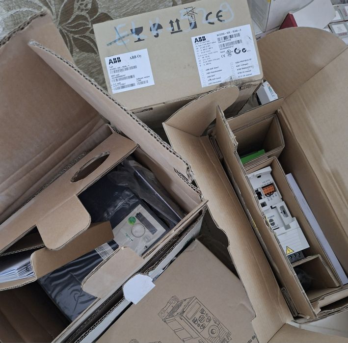 Частотный преобразователь ABB АВВ ACS355-03E-05A6-4 2.2 кВт 5.6 А 380