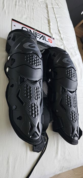 Мото наколенки O'Neal