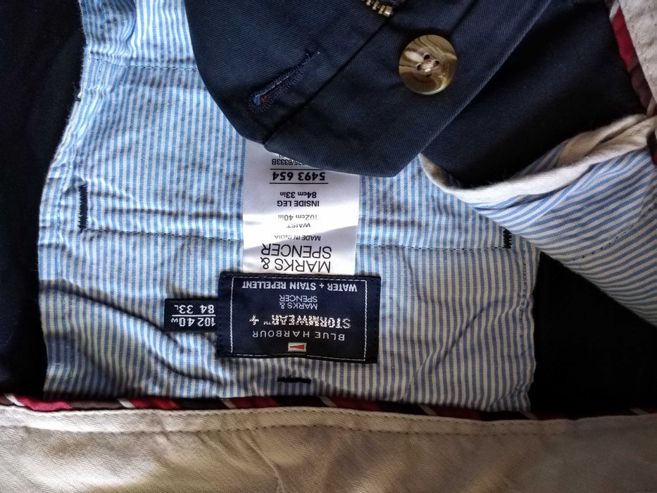 Мъжки спортно-елегантен панталон Marks & Spencer.