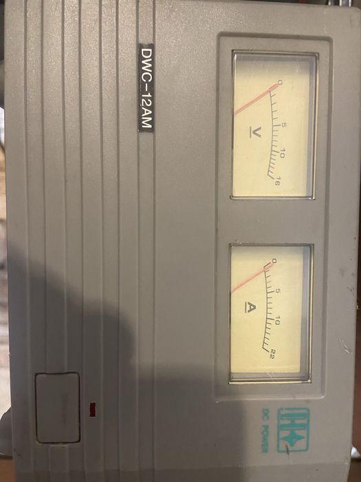 Блок питания для радиостанции DWC-12AM продаю