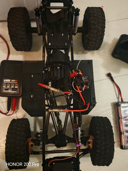 Rc/Рц scx10 2 катерач