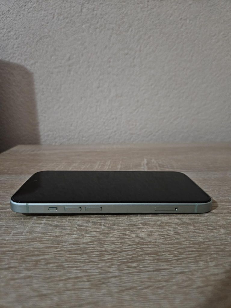 Iphone 15 128GB Green