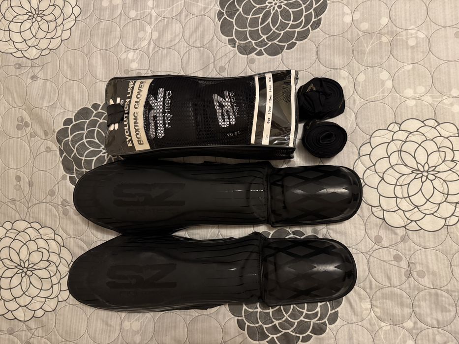 Пълна кикбокс екипировка