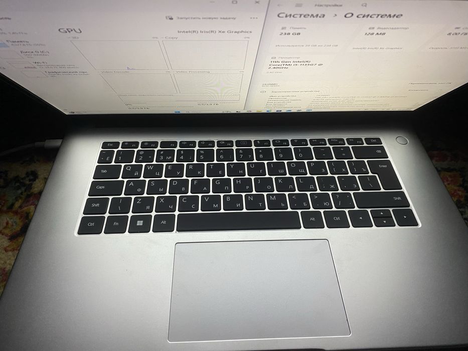 Huawei D15 с отпечатком пальцев 256/8