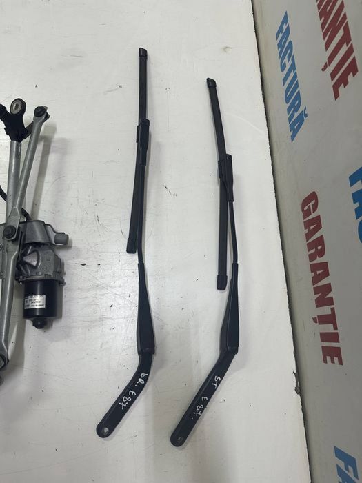 Braț ansamblu motoraș stergator BMW Seria 1 E81 E87