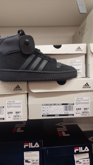 Adidas  35,5 черни