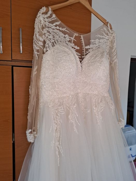 Vand rochie de mireasa