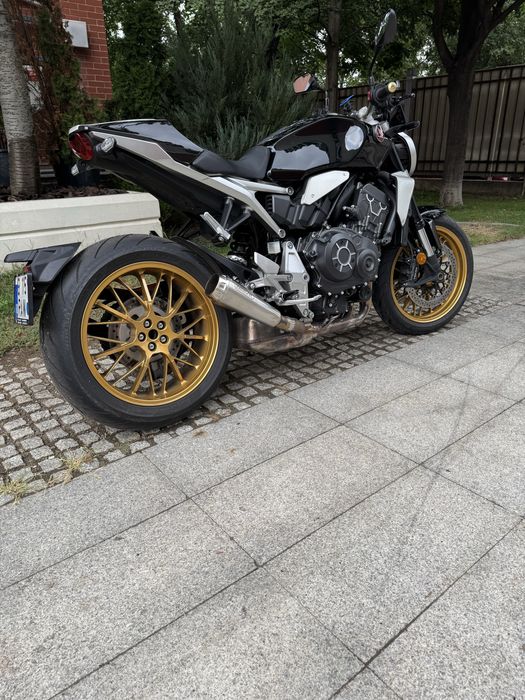 Honda CB1000R 03.2023 5000 km in garantie pana in 2027