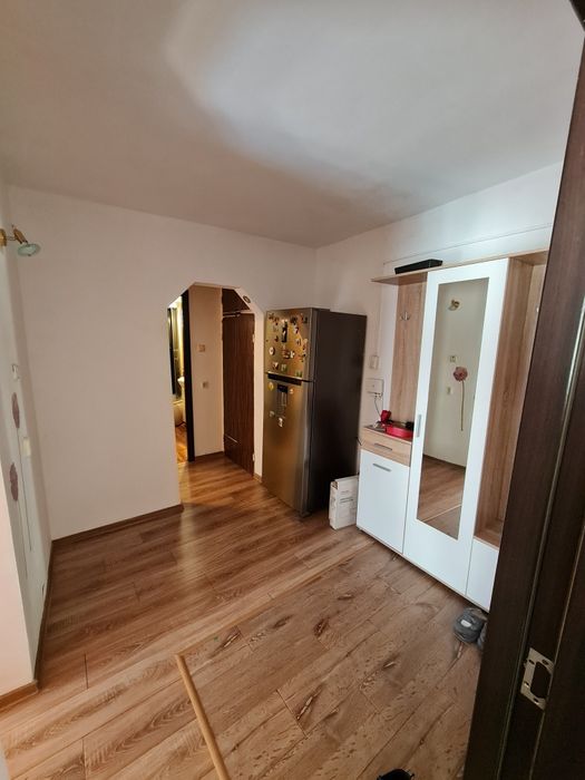 Apartament 2 camere , decomandat ,